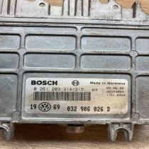 032906026D 0261203314 Main Engine control unit/module ECU Volkswagen Golf III