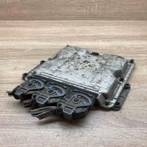 0281010297 8200048297  Engine control unit/module ECU Renault Laguna II