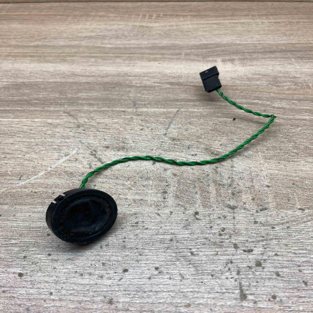 8362542   Front door high frequency speaker BMW 5 E39