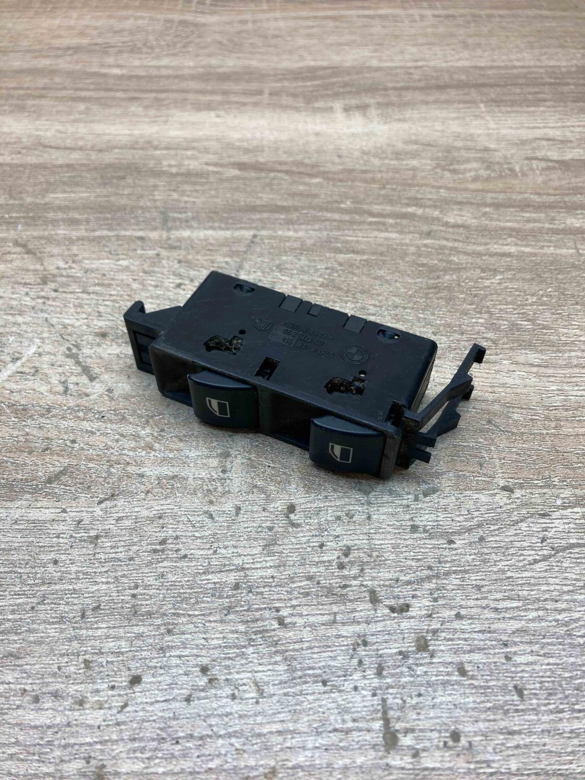 8381514 03120220  Electric window control switch BMW 3 E46