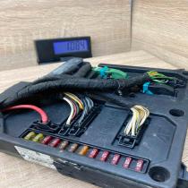 7M0971882A 7MO962258K  Fuse module Volkswagen Sharan
