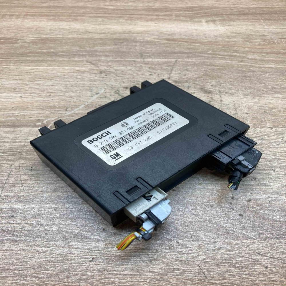 0263004031 13157260  Parking PDC control unit/module Opel Signum