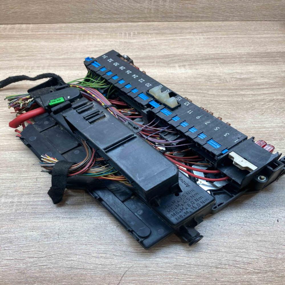8364540 8364542  Fuse box set BMW 3 E46