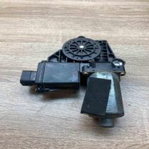 105682104 0130821652 Left side Rear door window regulator motor Mitsubishi Caris