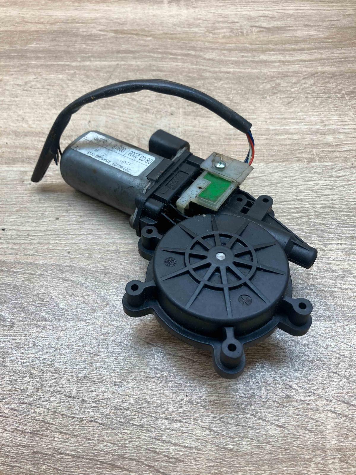 D2780 01 4545 00 003  Front door window regulator motor Lancia Lybra