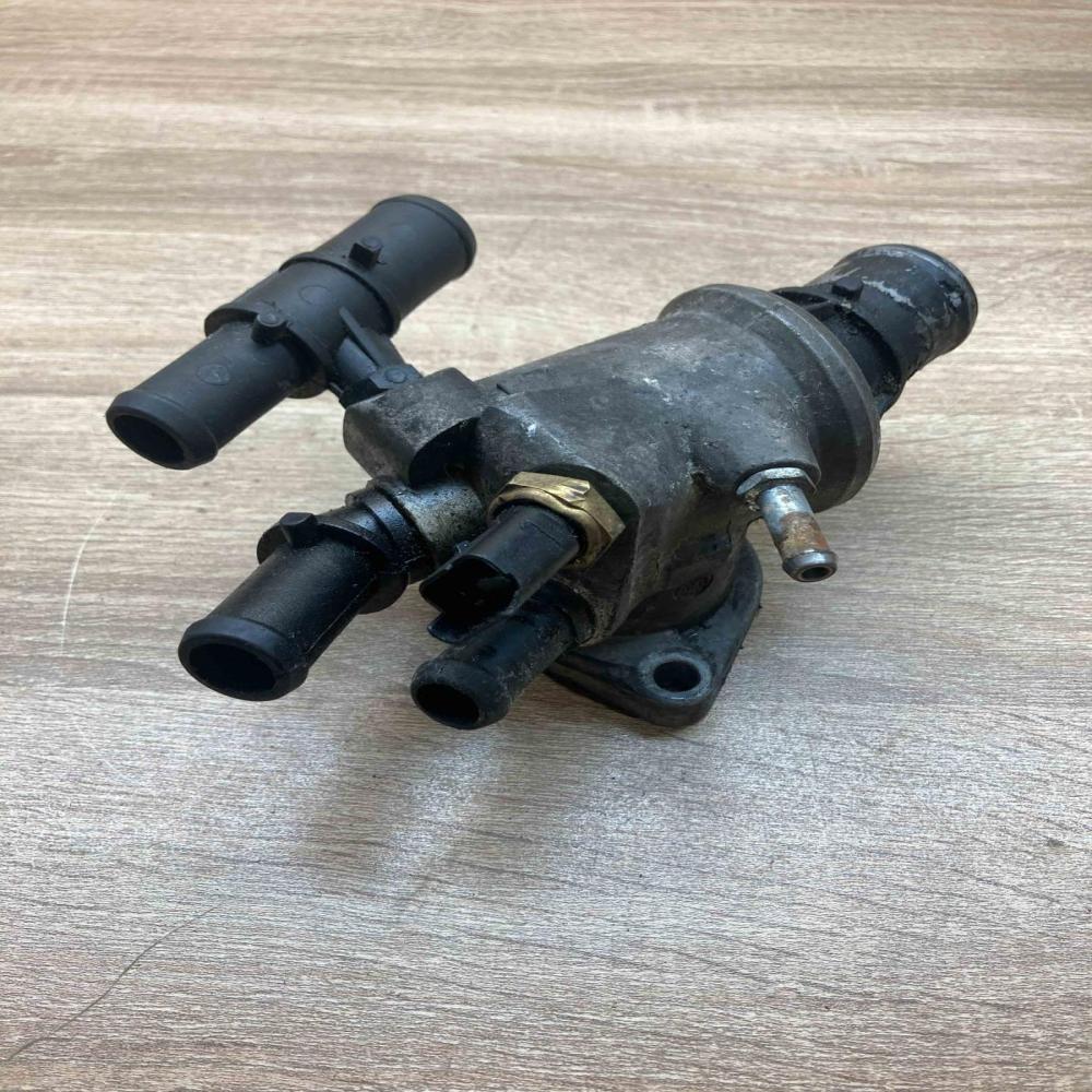 TH7177 88   Thermostat/thermostat housing Lancia Lybra