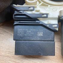 1K0959703P   Front door window regulator motor Volkswagen PASSAT B6