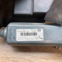 3C9959704   Rear door window regulator motor Volkswagen PASSAT B6