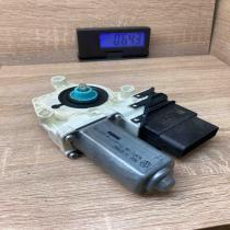 1K0959704P   Rear door window regulator motor Volkswagen PASSAT B6