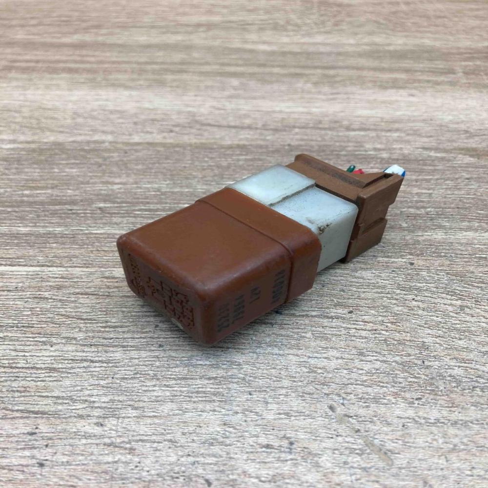 25230 79964 40601B  Other relay Renault Espace III