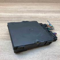 8971863990  With Plug Comfort/convenience module Opel Frontera B