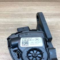 A1663000004   Accelerator throttle pedal Mercedes-Benz GL X166