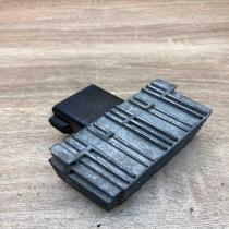 09132691   Glow plug pre-heat relay Opel Vectra B