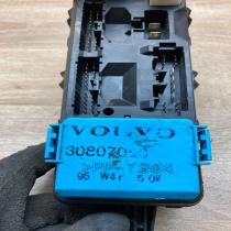 30807016 30807050  Fuse box set Volvo S40, V40