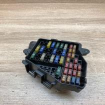 8D1941824 Used  Fuse module Audi A6 S6 C5 4B