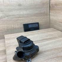 06K131097L 7 01510 66  EGR valve Volkswagen PASSAT B7