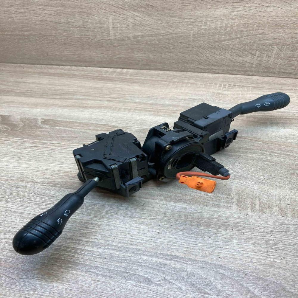 7700839681A 565002116  Wiper turn signal indicator stalk/switch Renault Twingo I