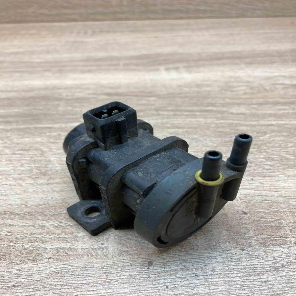 09128022   Turbo solenoid valve Opel Vectra C