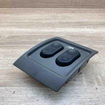 OUG381L8AA 746 77922  Electric window control switch Chrysler PT Cruiser