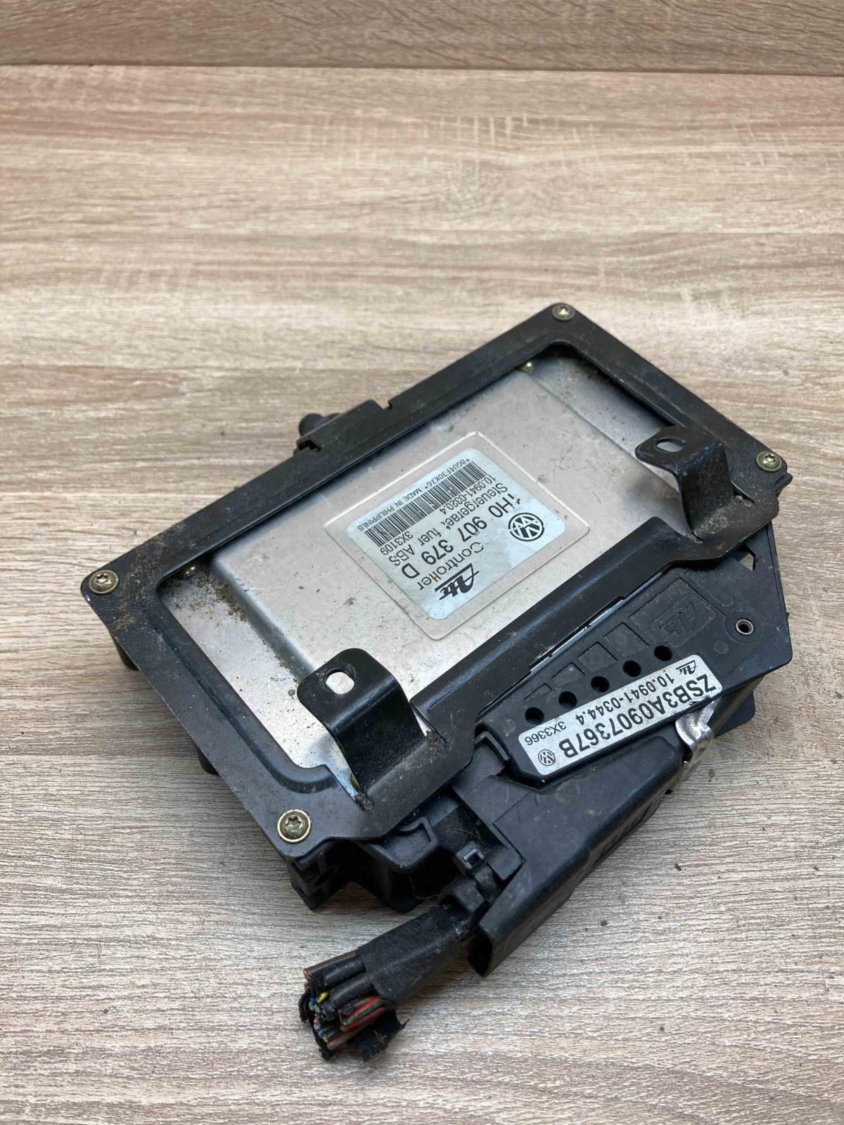 1H0907379D 3X3109 With Plug ABS control unit/module Volkswagen PASSAT B4