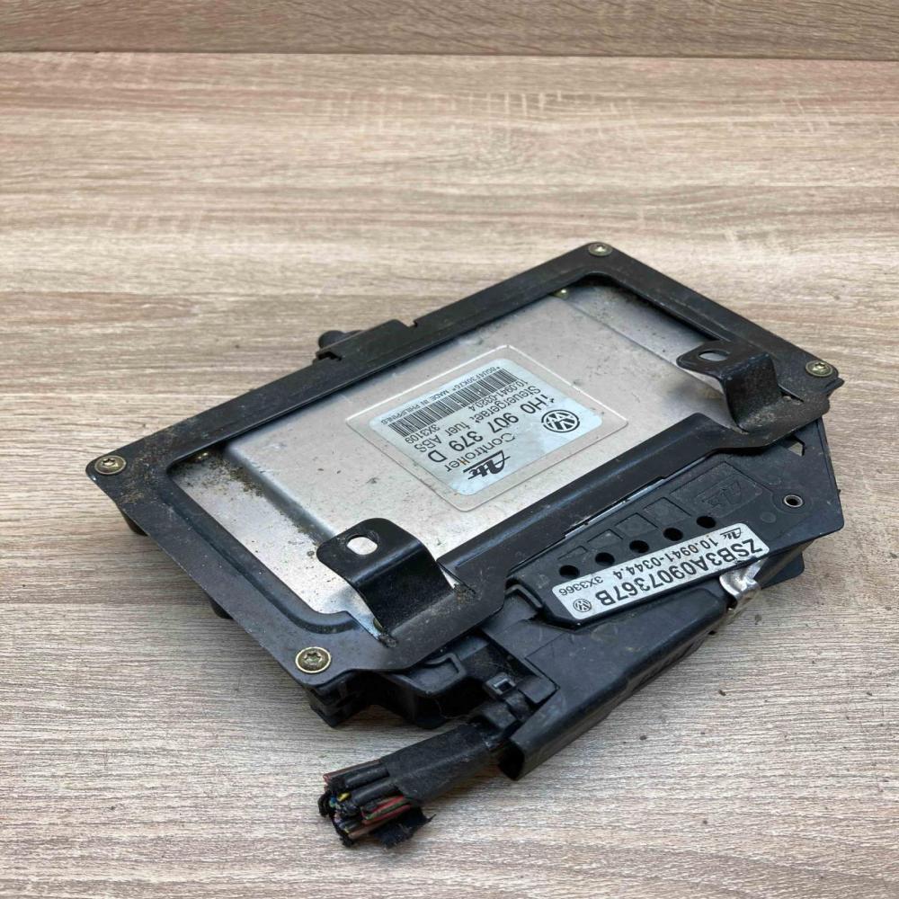 1H0907379D 3X3109 With Plug ABS control unit/module Volkswagen PASSAT B4