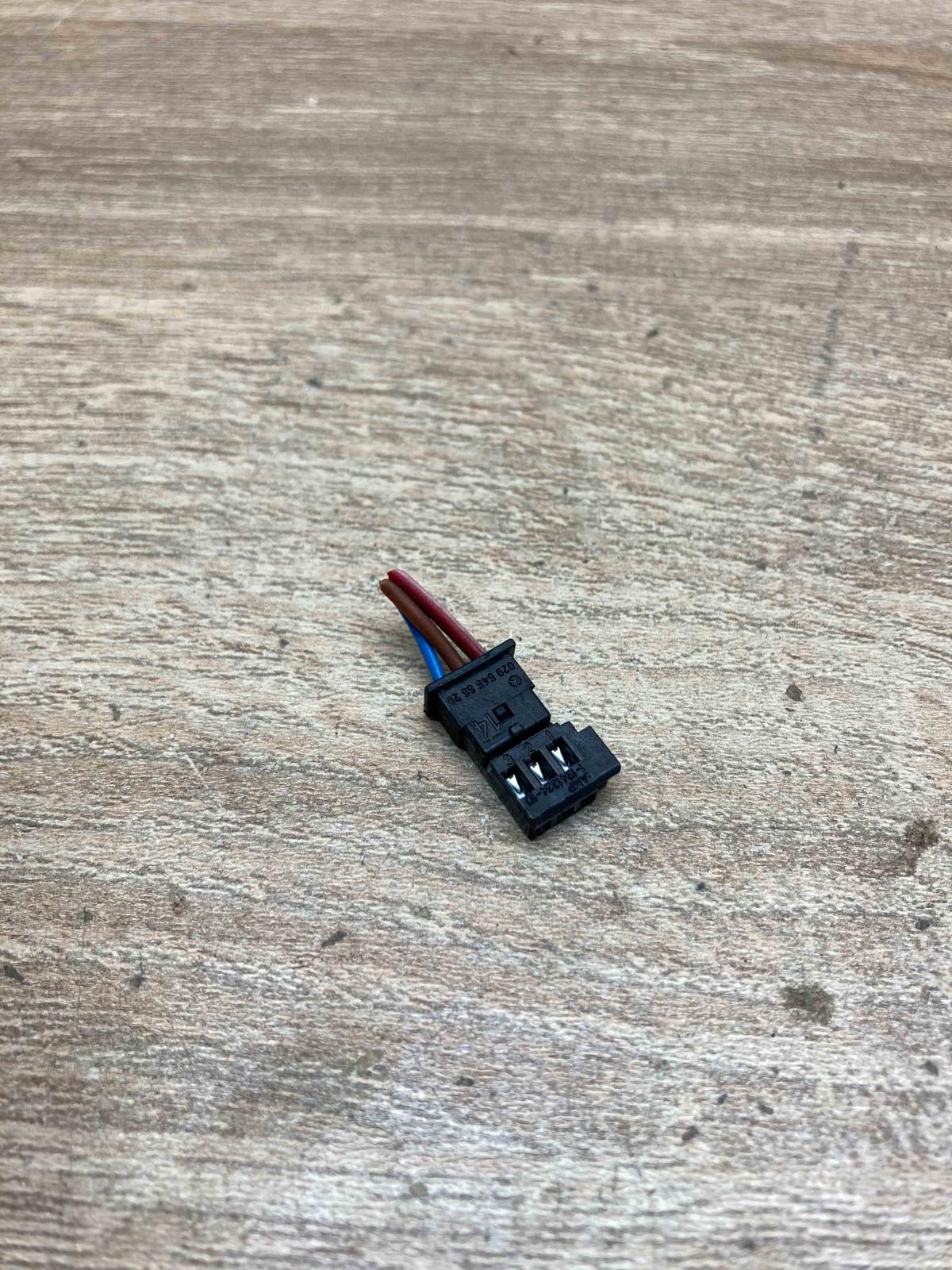 0295455528 1 1241324 1D  Plug wire Mercedes-Benz C W203