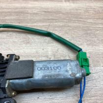 003100 Used  Front door window regulator motor Honda CR-Z