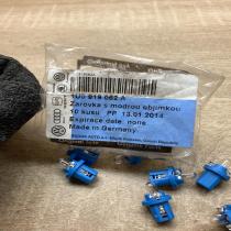 1U0919062A  WAG Bulb carrier with bulb Other interior light Volkswagen Caddy