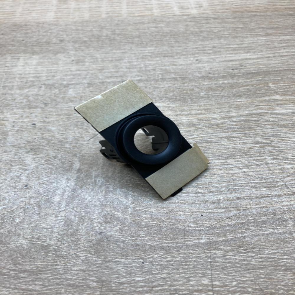 5J7919492   Front parking sensor holder (PDC) Skoda Roomster (5J)