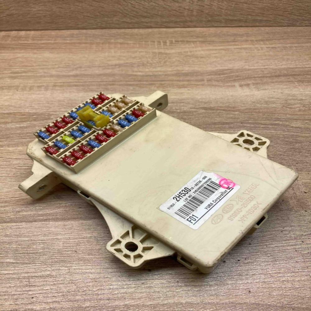 91950 2H530   Fuse module Hyundai i30