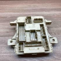 91950 2H530   Fuse module Hyundai i30