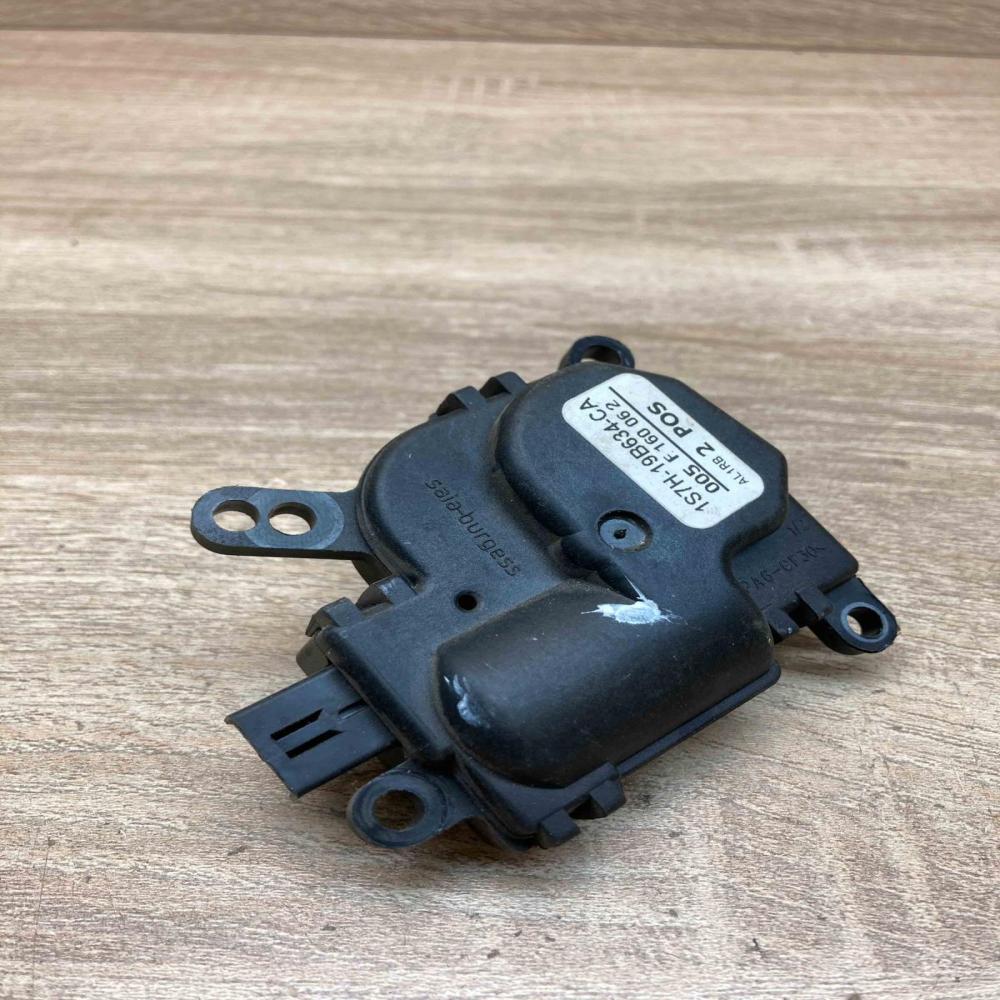 1S7H 19B634 CA   Air flap motor/actuator Ford Focus
