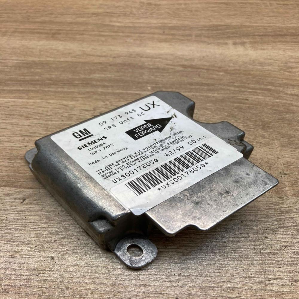 09173945 5WK42875 UX Airbag control unit/module Opel Omega B1
