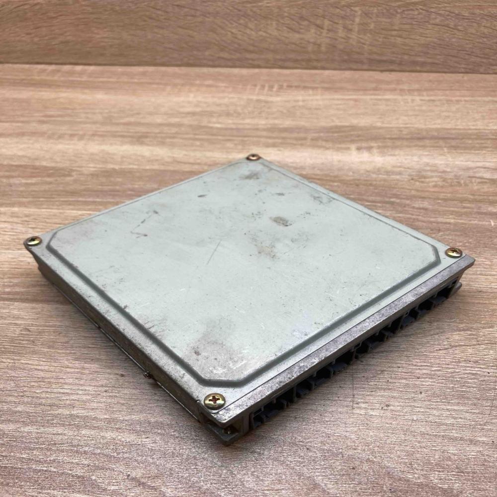 37820 P7A G01 1325 114105  Engine control unit/module ECU Honda Logo