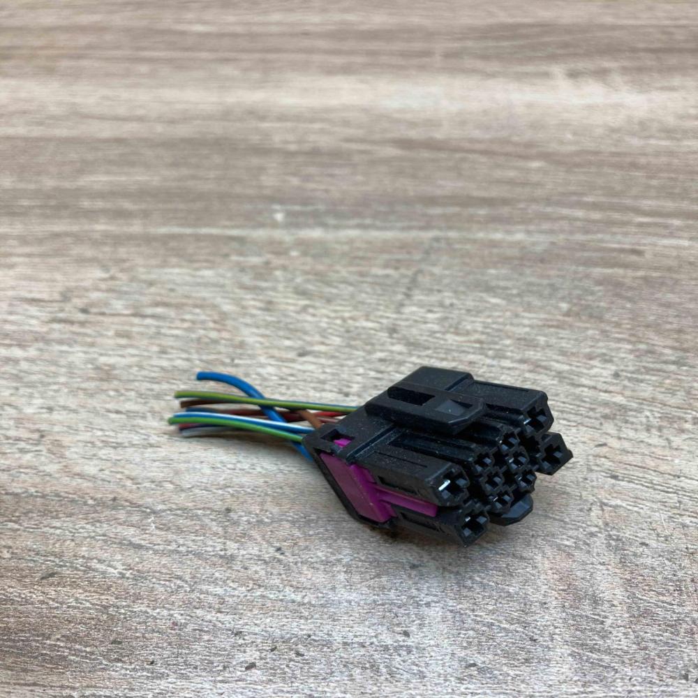 1J0937733  Black Plug wire Volkswagen Touareg II