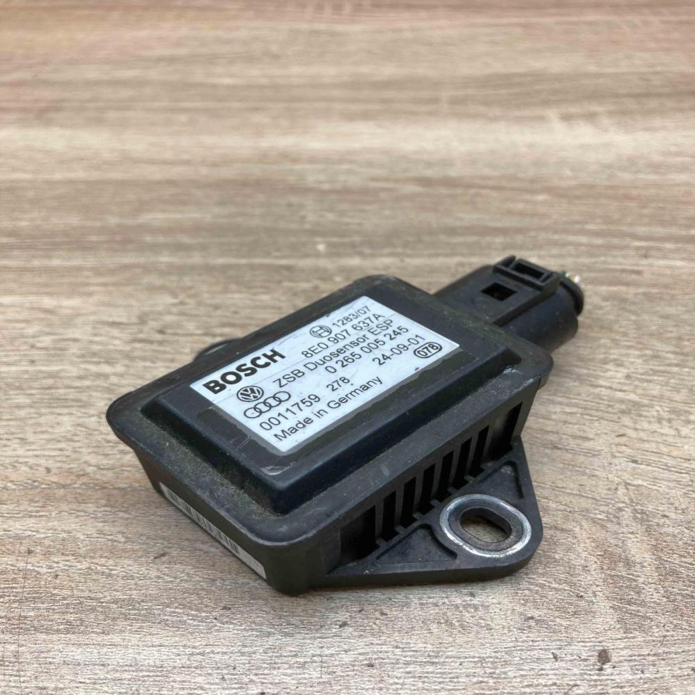 8E0907637A 0265005245 0011759 ESP acceleration yaw rate sensor Audi A8 S8 D3 4E
