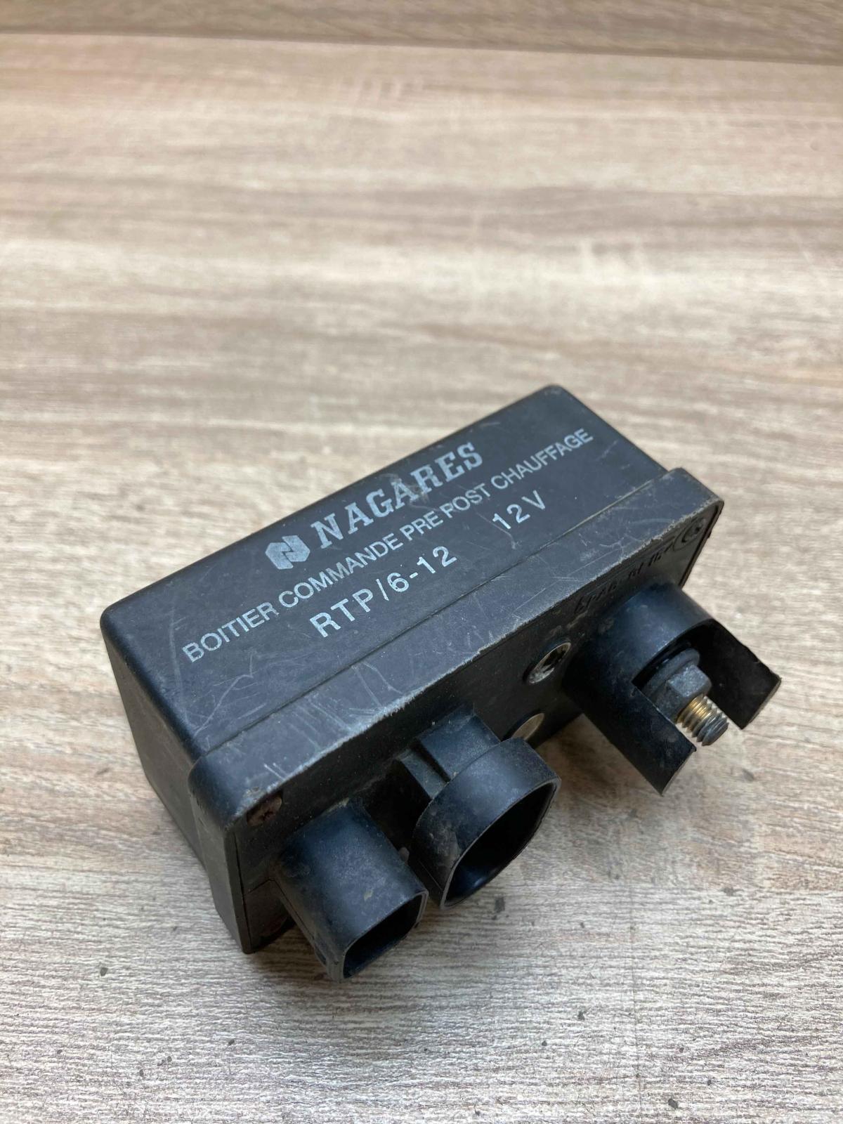 7700107794   Glow plug pre-heat relay Renault Megane I