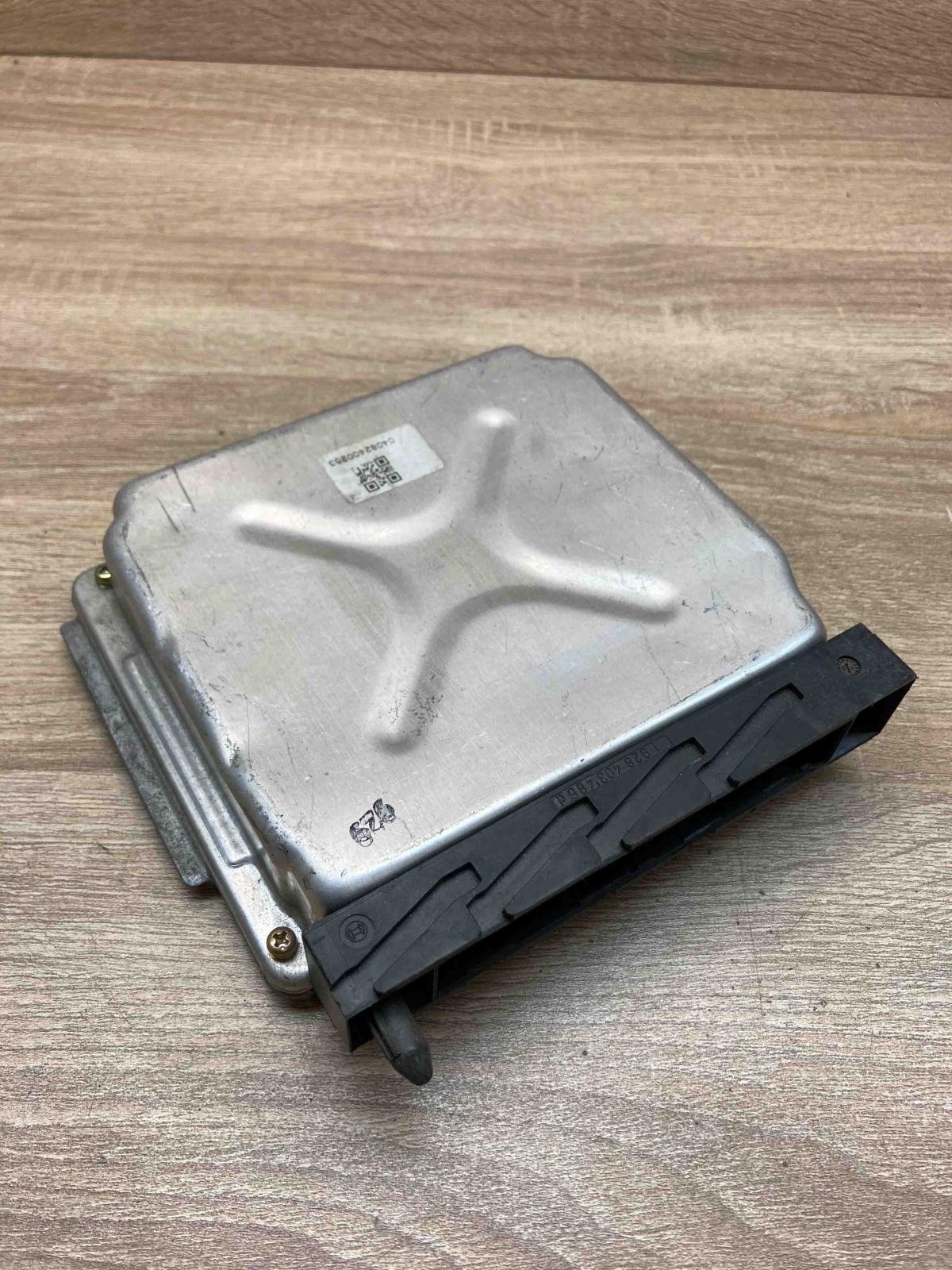 08692554A MB079700 9291  Engine control unit/module ECU Volvo V70