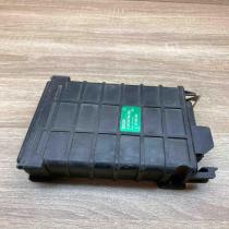 811906264 0280800104  Engine control unit/module ECU Volkswagen PASSAT B3