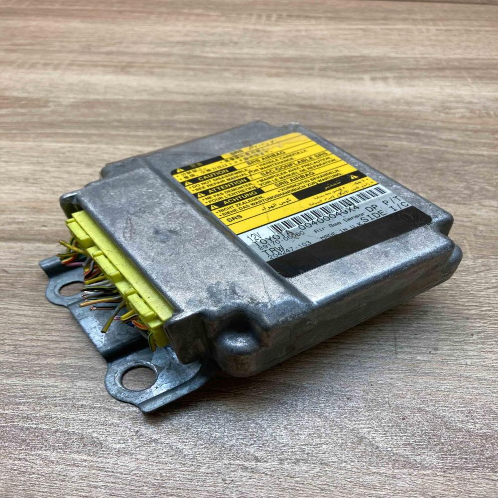 89170 05060 204247 103  Airbag control unit/module Toyota Avensis T220