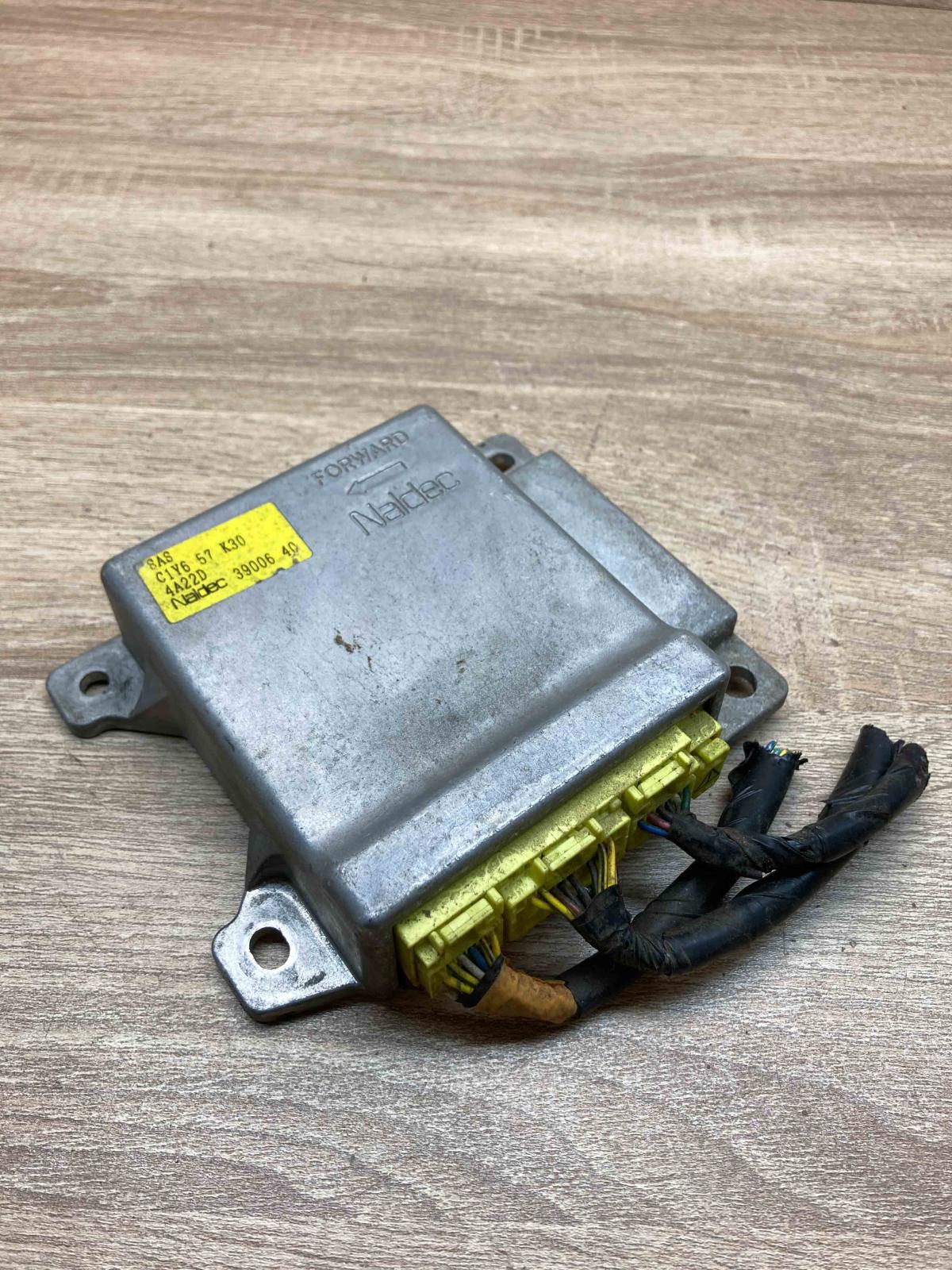 C1Y657K30 4A22D With Plug Airbag control unit/module Mazda Premacy