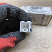5K0927117   ESP (stability program) switch Volkswagen Golf V