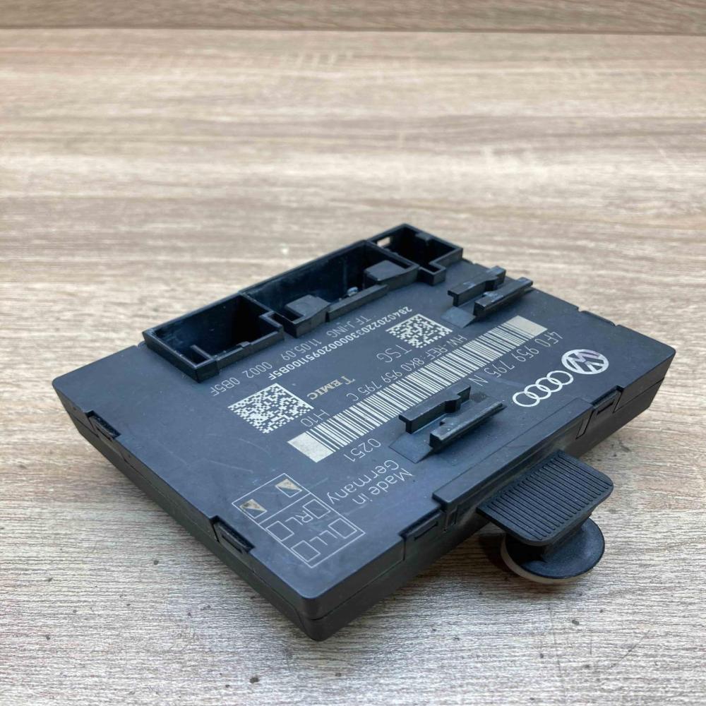 4F0959795N 8K0959795C  Door control unit/module Audi A4 S4 B8 8K