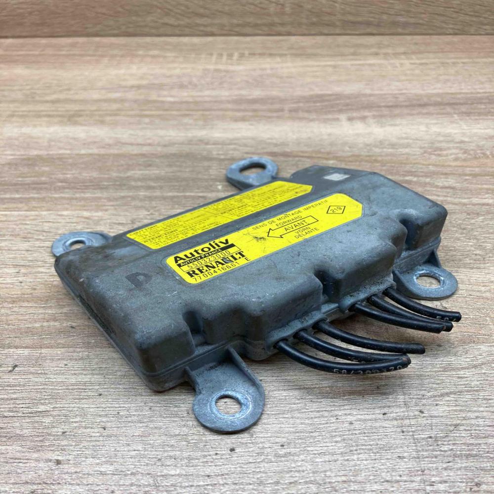 550323000 7700416661E  Airbag control unit/module Renault Laguna I
