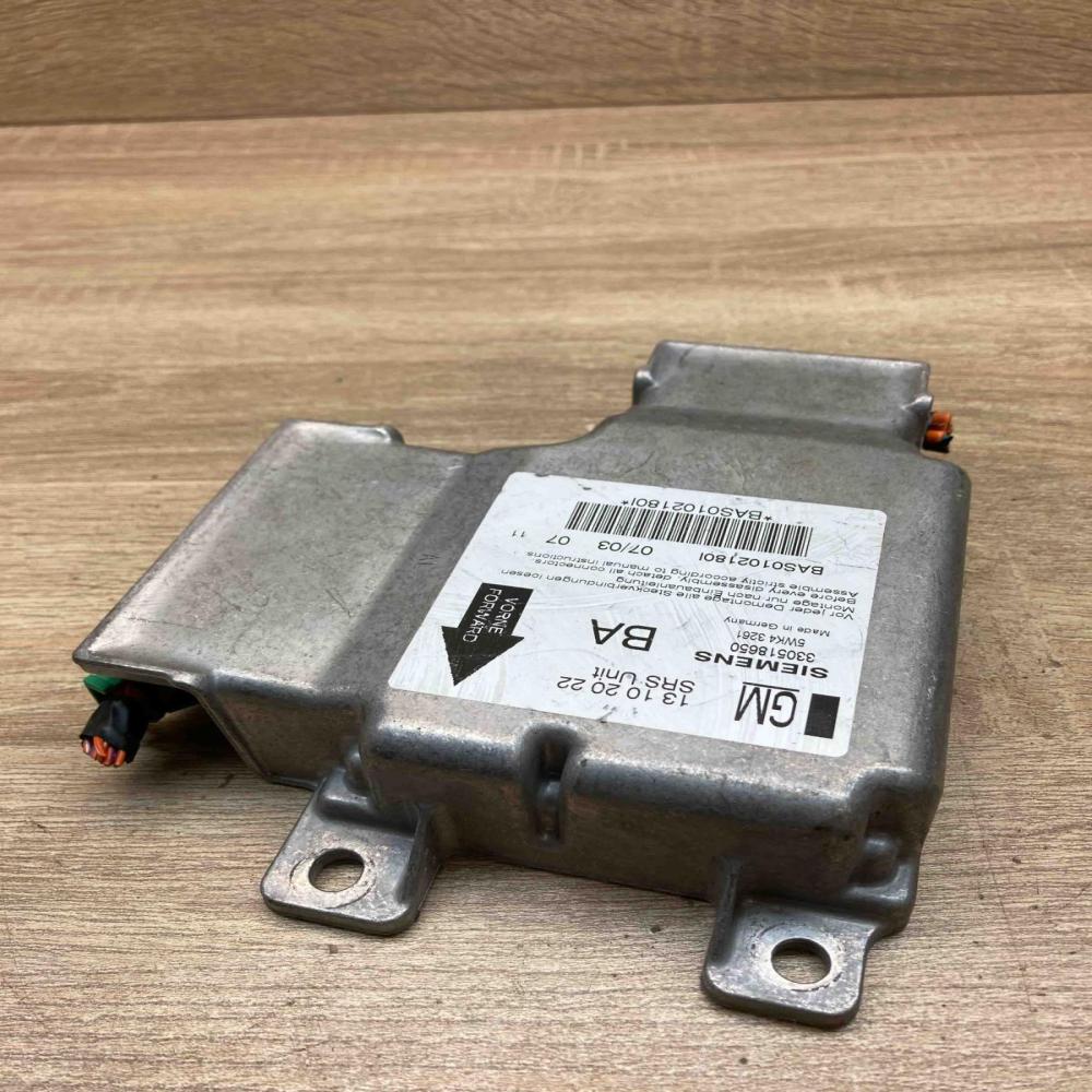 13102022 5WK43261 Used Airbag control unit/module Opel Vectra C