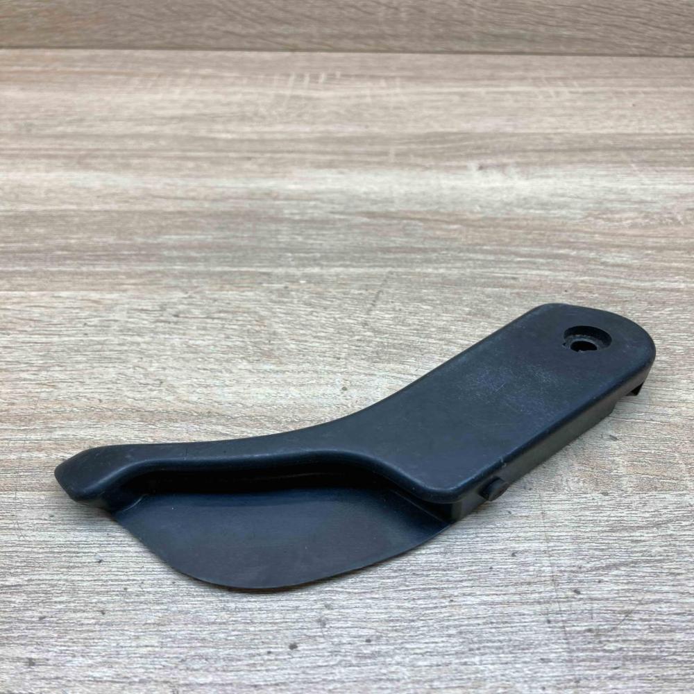 8165196 11970213  Engine bonnet (hood) release handle BMW 5 E39