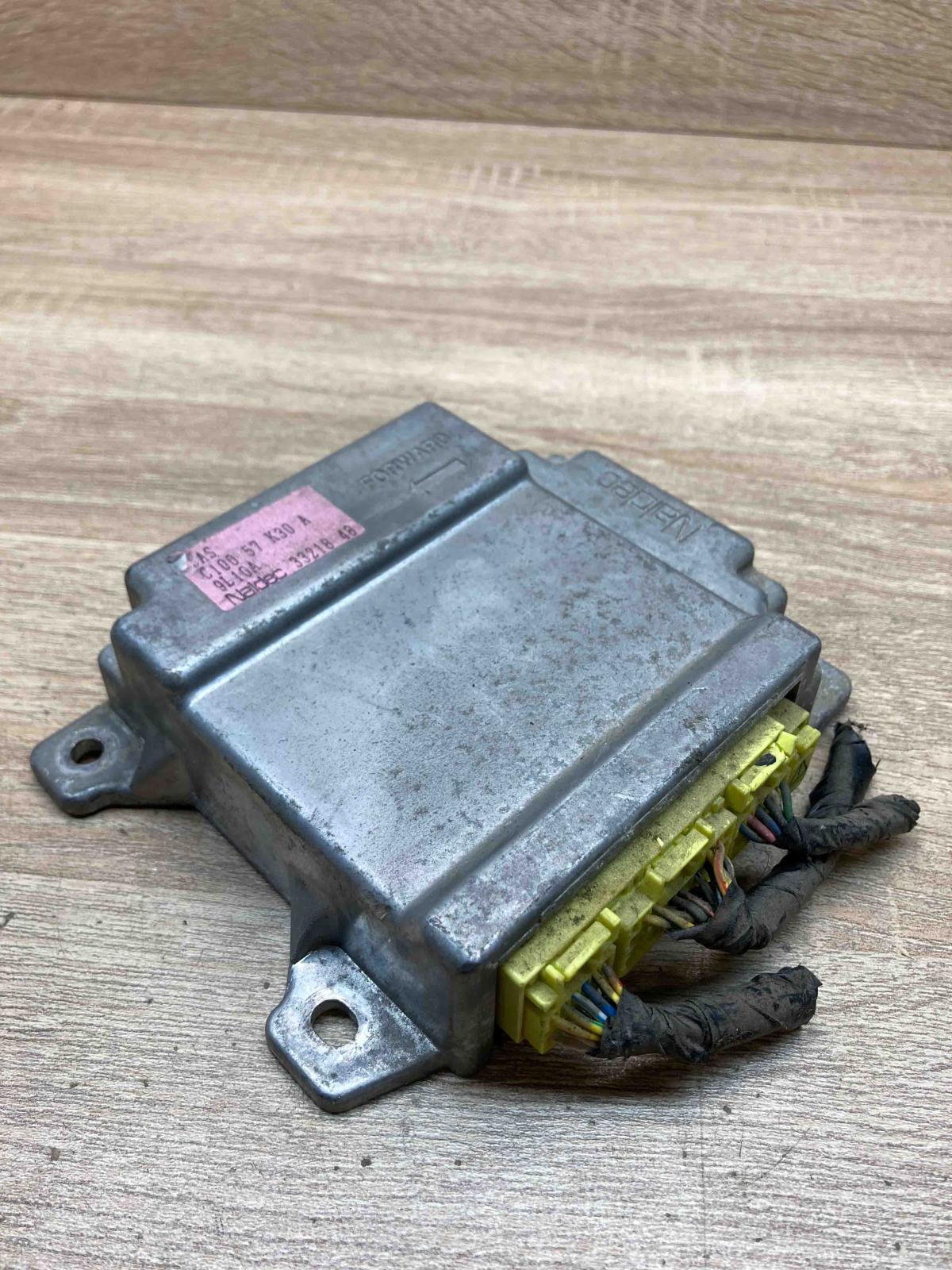 C10057K30A 9L10A  Airbag control unit/module Mazda Premacy