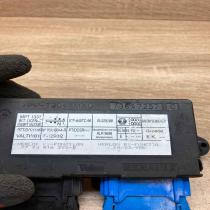 73847257C Used With Plug Comfort/convenience module Renault Espace III
