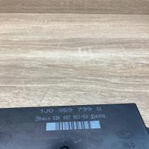 1J0959799Q 5DK007951 50 With Plug Comfort/convenience module Volkswagen PASSAT B