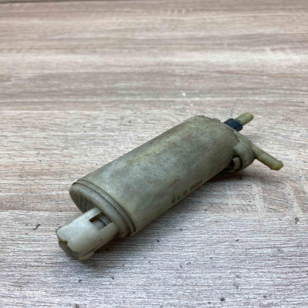 98712 000033  Headlight washer pump Volkswagen PASSAT B5.5